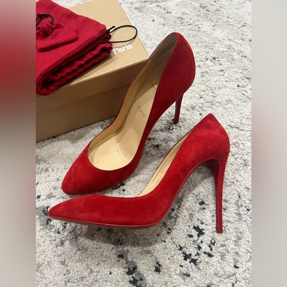 Christian Louboutin beautiful red velour heels - Picture 1 of 11
